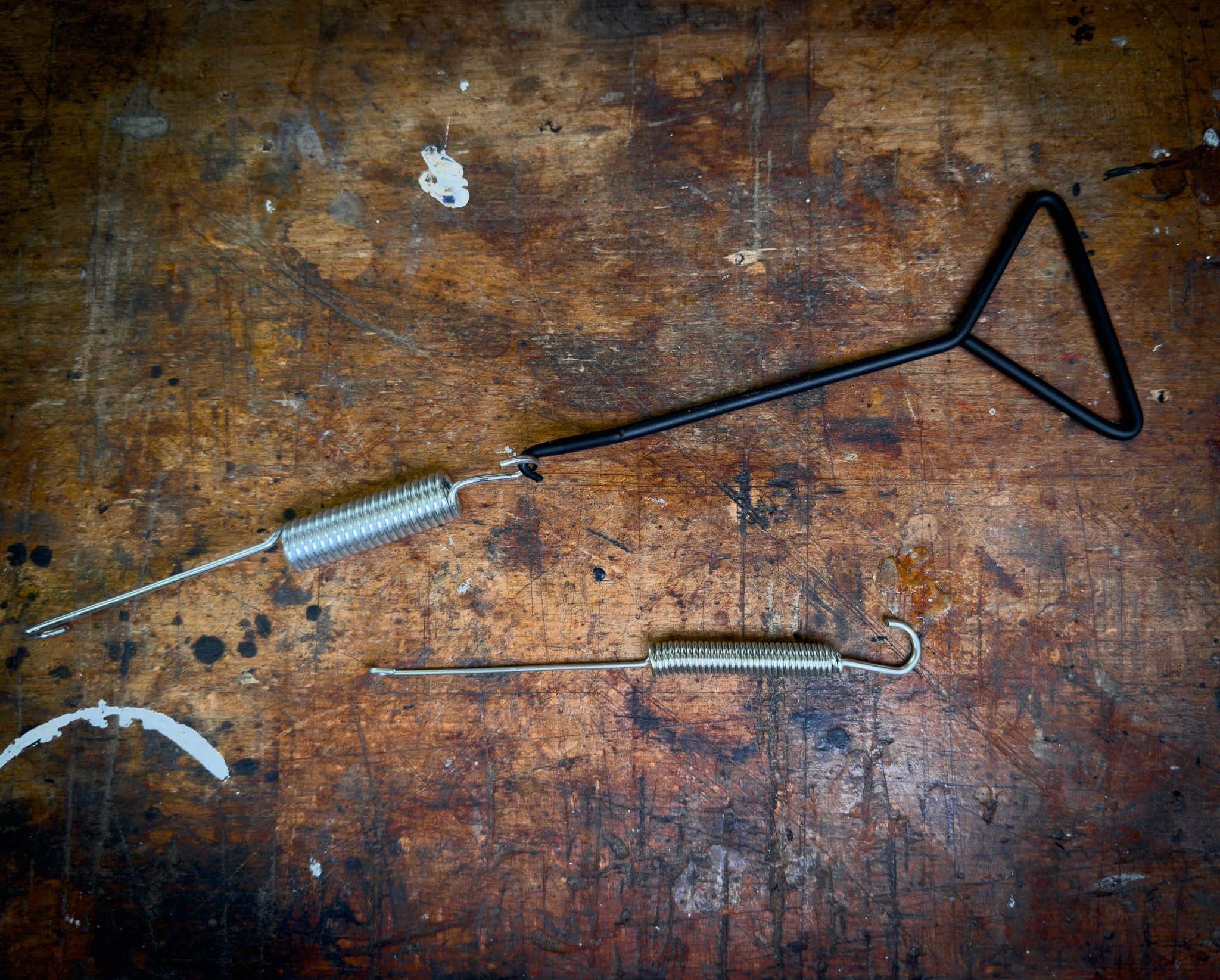 Heavy-Duty Spring Puller for Motorcycles & Karts