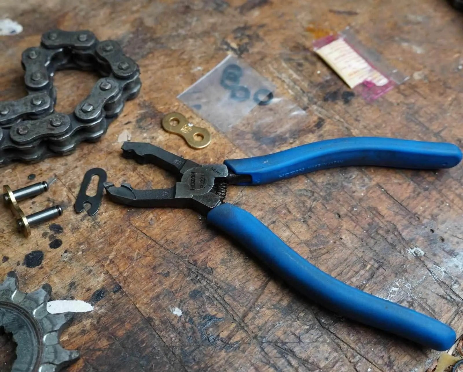 Hozan P-221 pliers rantai untuk link master Rolling Mavericks